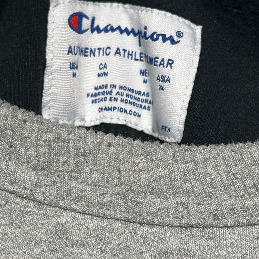 Champion Men’s Crewneck Sweatshirt - Size M - Gray Logo Pullover, Authentic - Picture 7 of 7